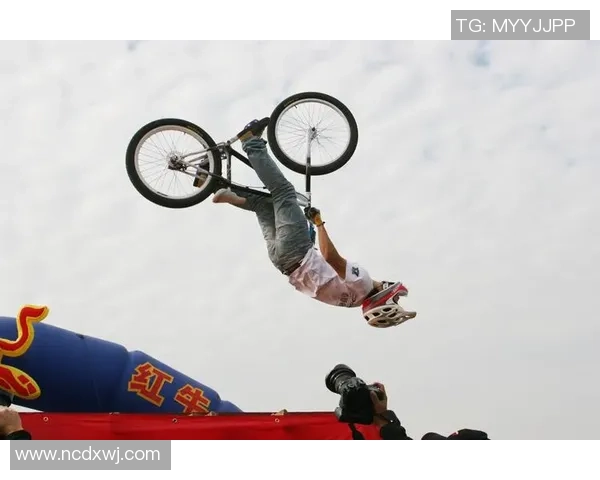 广州极限运动队与上海极限运动队赛后配合分析与战术总结 广州极限运动队与上海极限运动队赛后配合分析与战术总结